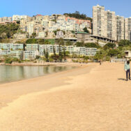 Repulse Bay Beach on a sunny February Sunday